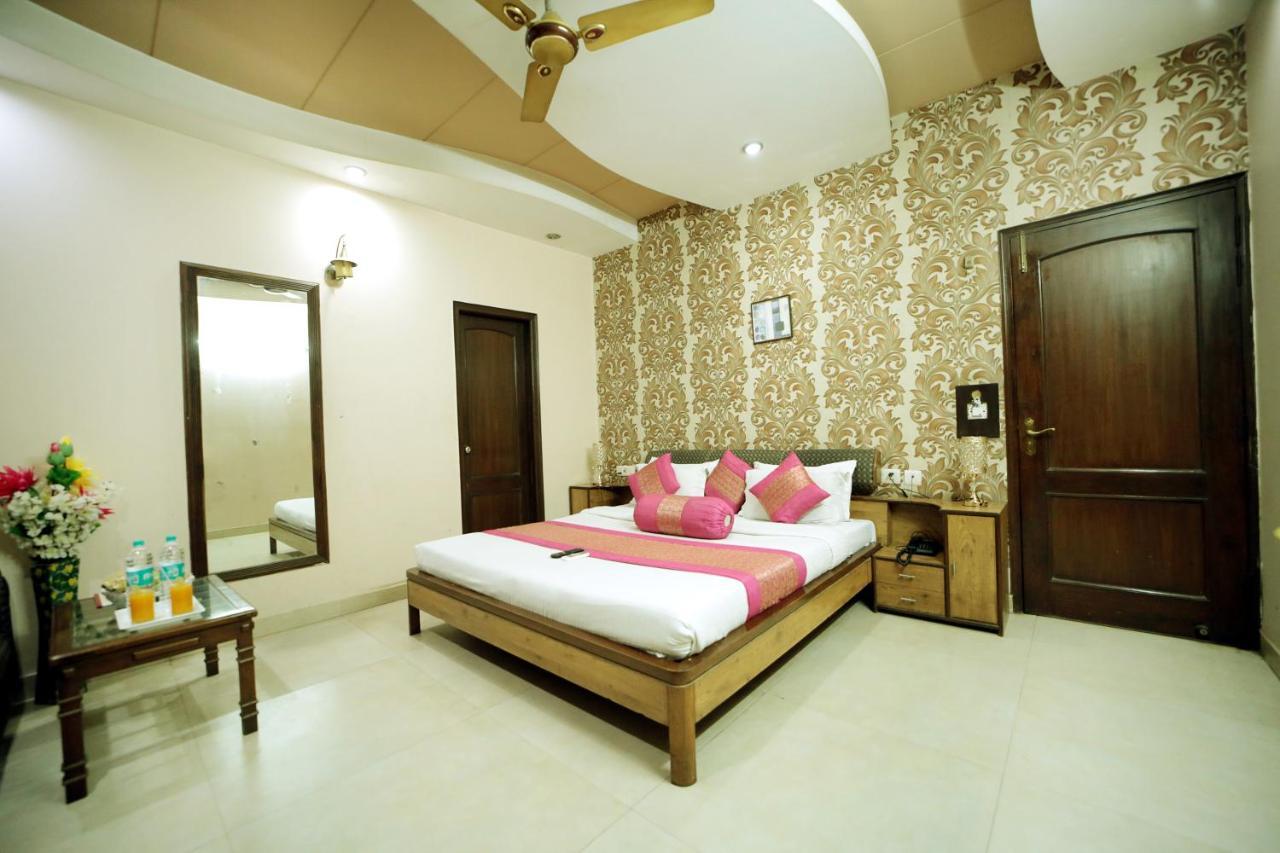 Hotel Blue Bell - Karol Bagh New Delhi מראה חיצוני תמונה