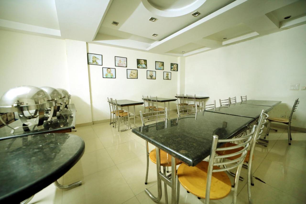 Hotel Blue Bell - Karol Bagh New Delhi מראה חיצוני תמונה